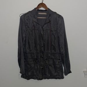Zipper up cargo jacket